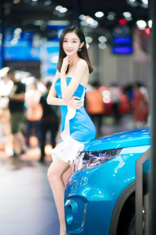 女朋友的丰满吗米